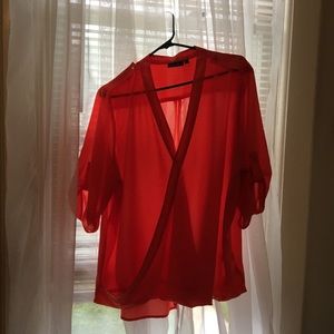 Apt 9 Sheer top, half sleeve, Easy wear Easy care.